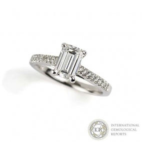 18k White Gold Emerald Cut Diamond Ring 1.07ct F/SI1